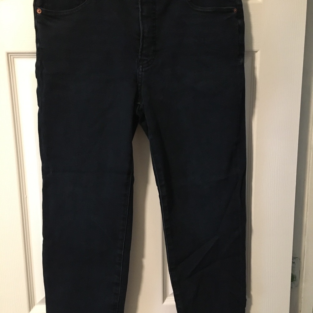 Express mid rise ankle slim leg jean.